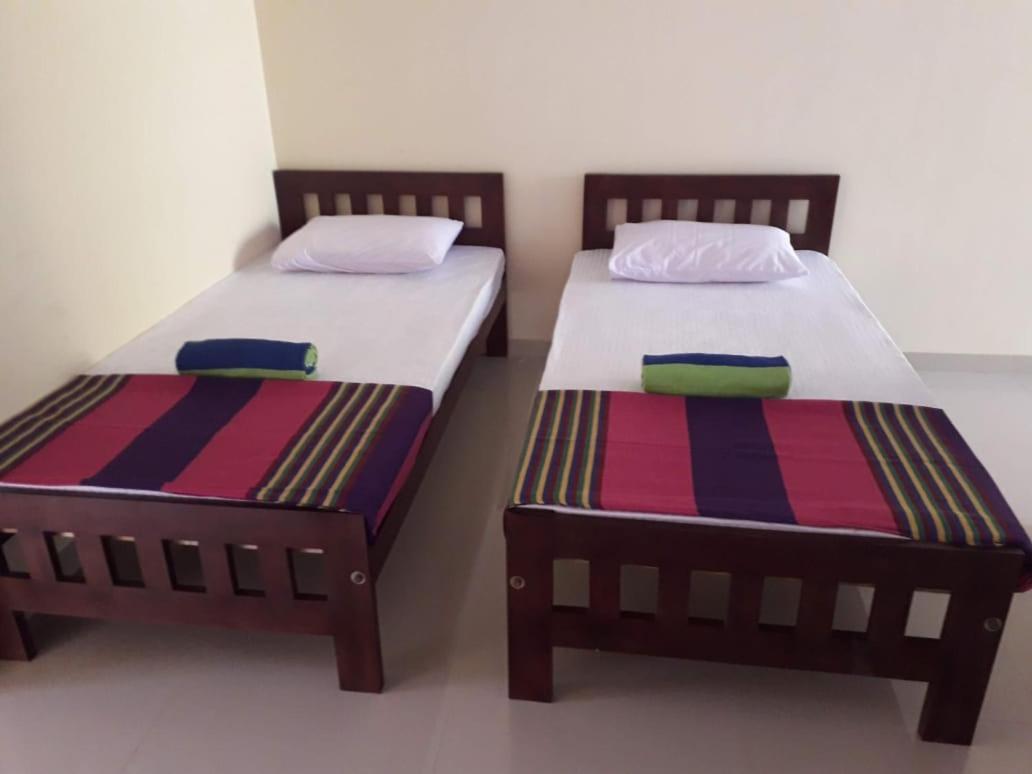 Blue Point Rest Hotel Тангале Екстериор снимка